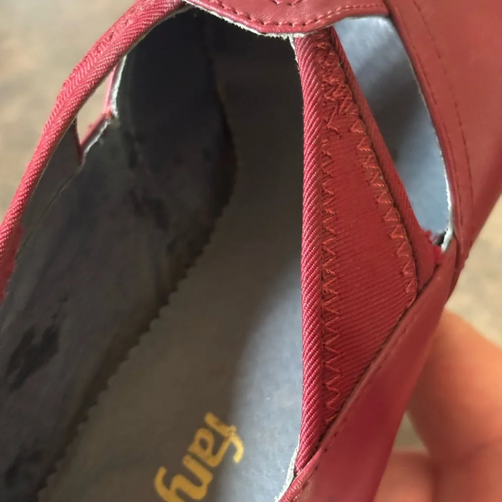 Farylrobin Red Chunky Heel Peep-Toe Shoes - Picture 7 of 8
